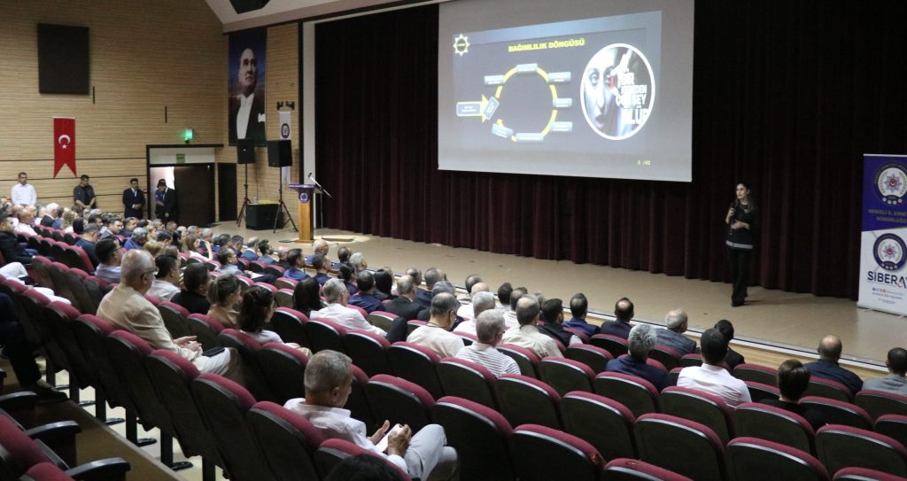 Denizli Valisi Köşger: Benim Hanımı Bile Kumar Bağımlısı Yapacaklar
