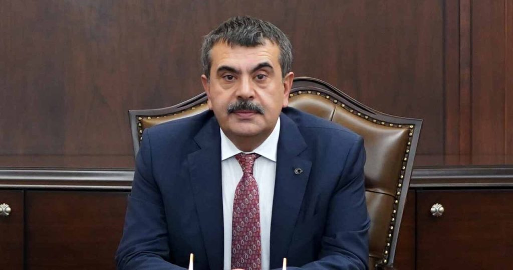 Milli Eğitim Bakanı Tekin Denizli'ye Geliyor...
