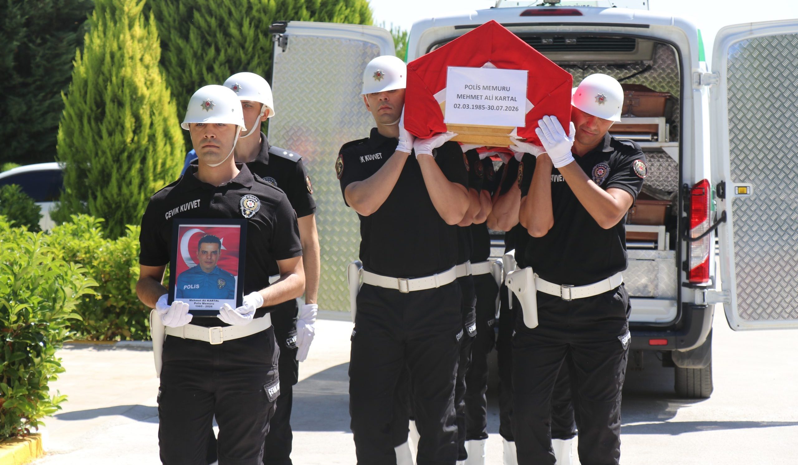 Görevi Başında Vefat Eden Polis Memuru Memleketine Uğurlandı
