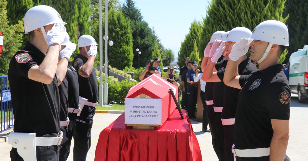 Görevi Başında Vefat Eden Polis Memuru Memleketine Uğurlandı
