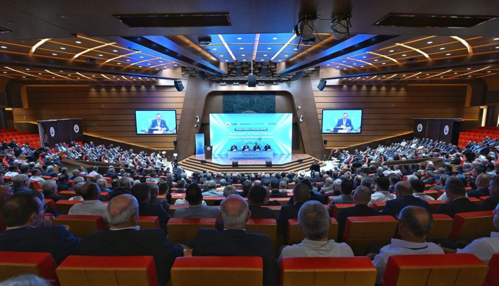 DSO Başkanı Kasapoğlu: Tekstili Negatif Ayrıştırmak, Yaşanan Sorunu Eksik Okumaktır