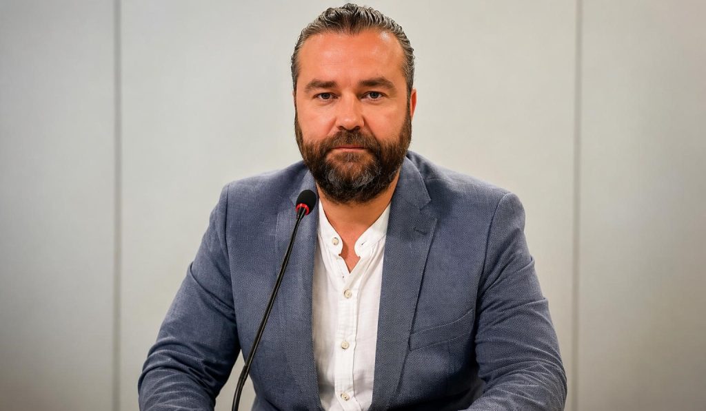 Gazeteciler Mesleklerinin Geleceği İçin Yasa İstiyor