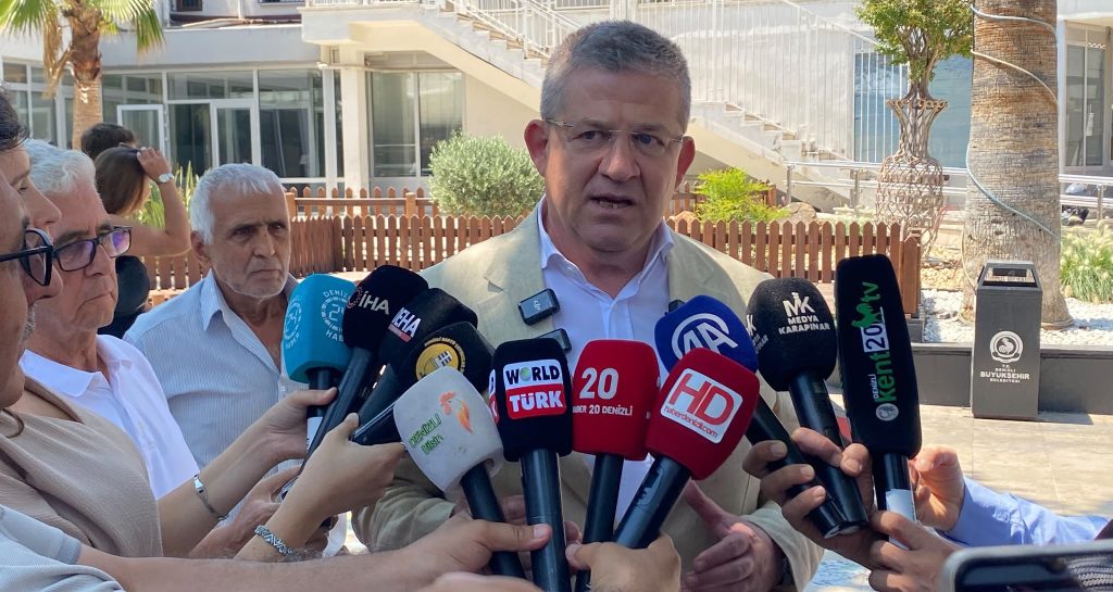AK Parti Denizli İl Başkanı Subaşıoğlu'ndan Araç Kiralama İhalesine Eleştiri