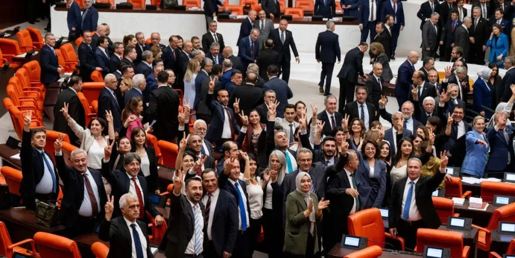 Çerçeve Yasa Oylamasında, Denizli’nin Vekilleri Türkiye’nin Aynası Oldular…