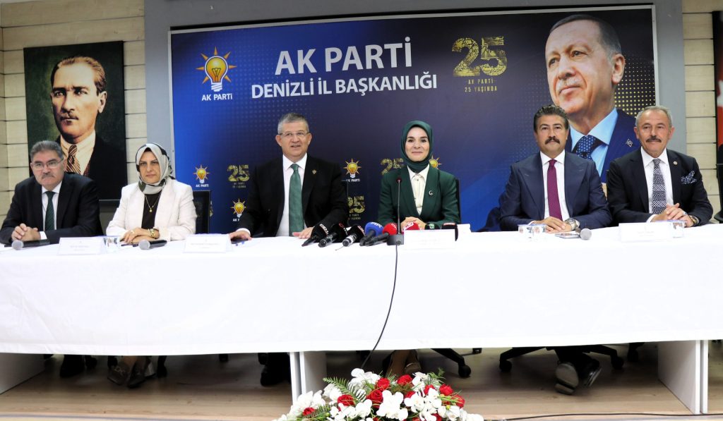 Bakan Göktaş, Denizli'de Gerçekleşecek Yeni Yatırımların Müjdesini Verdi...