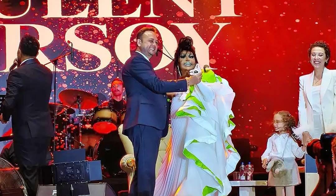 Çivril Elma Festivali Bülent Ersoy’la Taçlandı…