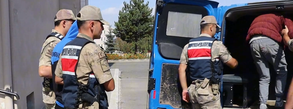 Denizli’de Uyuşturucu Operasyonu: 10 Şüpheli Gözaltında...