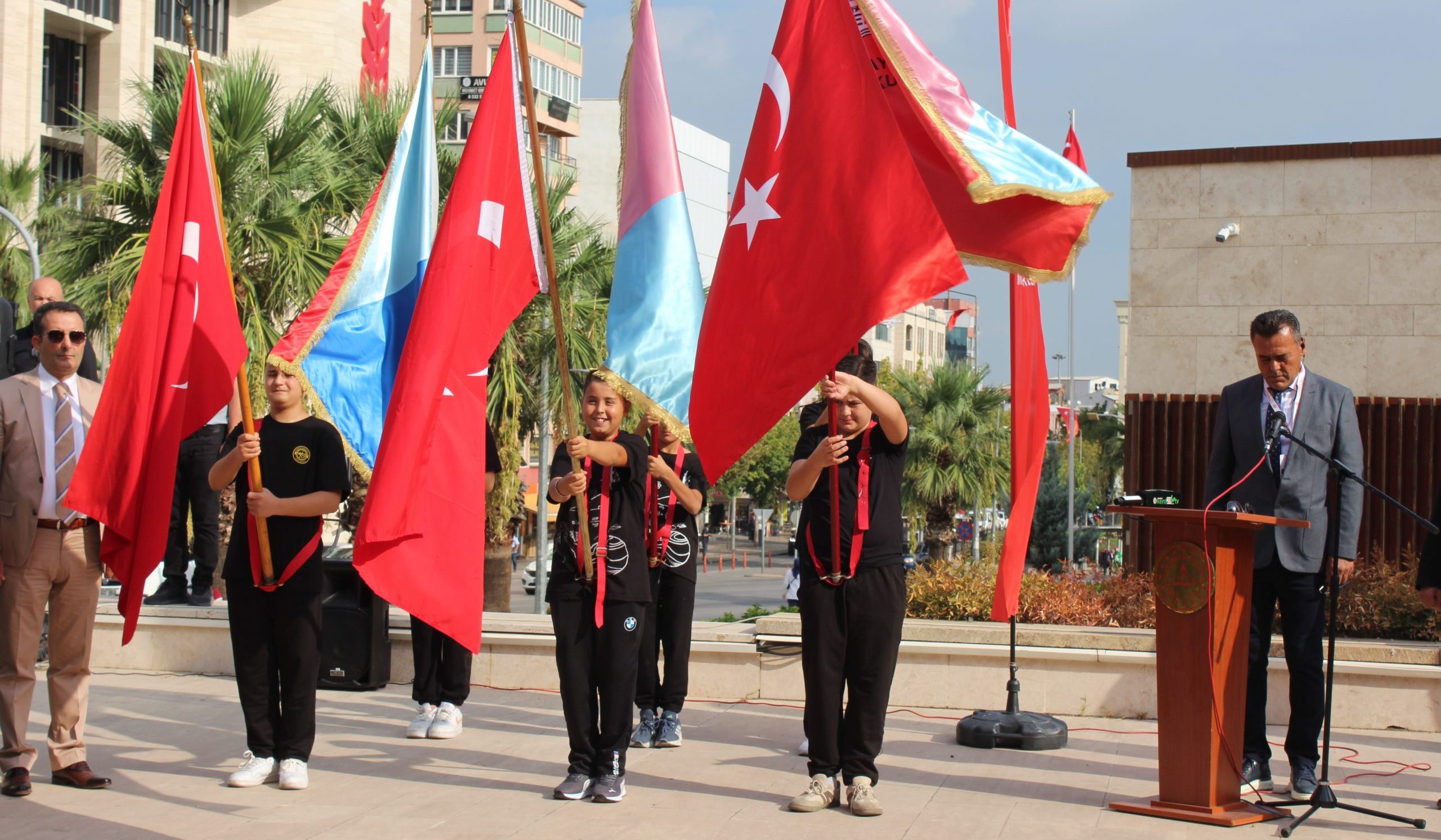 Denizli’de 2026-2027 Eğitim Öğretim Yılı Çelenk Töreniyle Başladı…