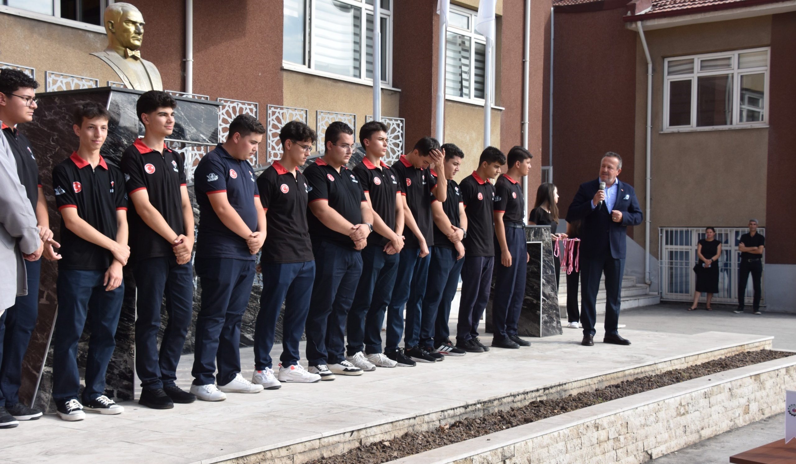 Denizli OSB DOSTEK Koleji’nde Çifte Tören Heyecanı…