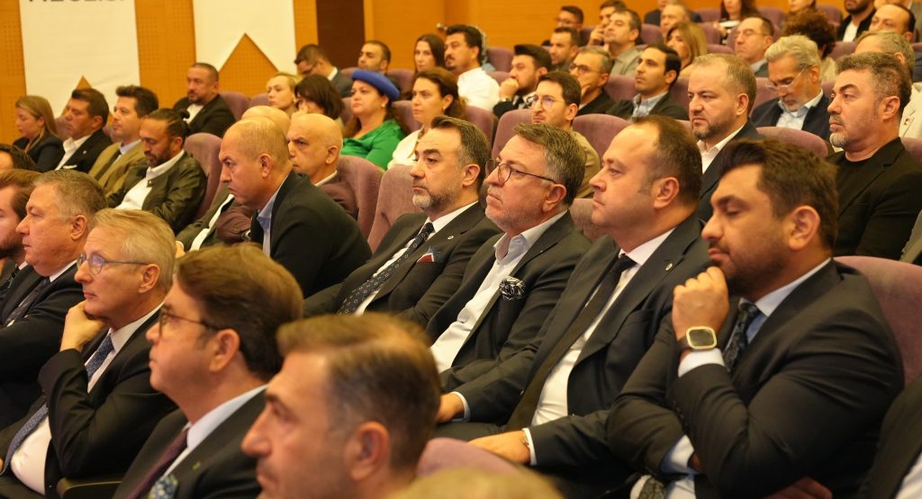 Denizli Tekstil ve Hazır Giyim Sektörüne Ev Sahipliği Yaptı...