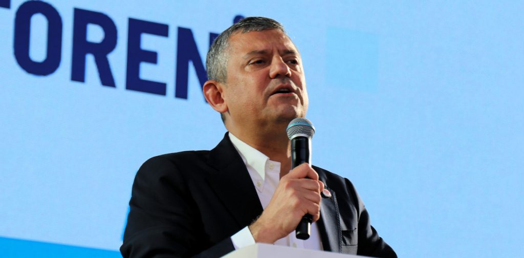 Yeni Parti Genel Başkanı Özel Denizlililere Seslendi, Merak Edilen O İsim İse Geldi Ve Gitti...