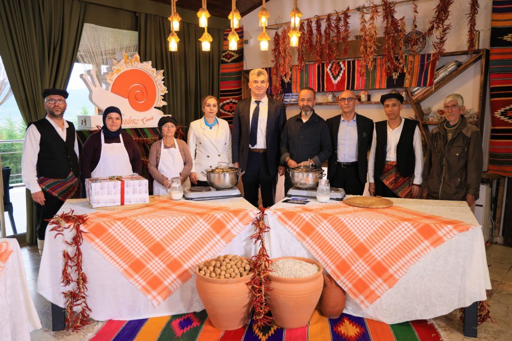 Çameli'nin Lezzetleri, 'Teoman Ege İle Lezzetin İzinden' Programı ile Türkiye'ye Sunuluyor...