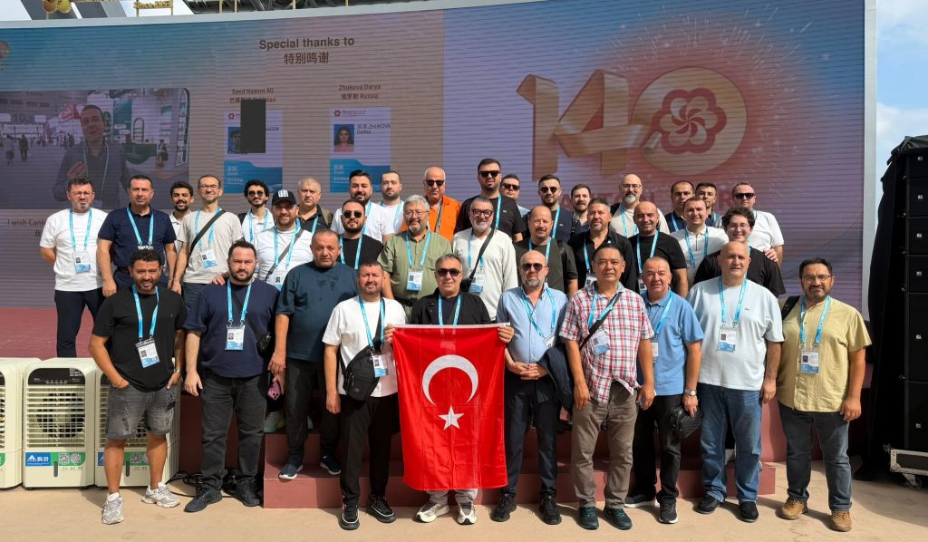 Denizli'den 40 Firma Çin Canton Fuarı'na Çıkarma Yaptı...