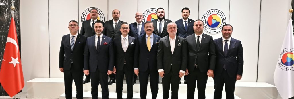 DSO 'nun Yeni Yönetimi Ata'nın Huzurunda...