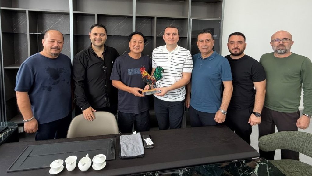 DTO Heyeti Çin'de Kablo Fabrikasında İncelemelerde Bulundu...