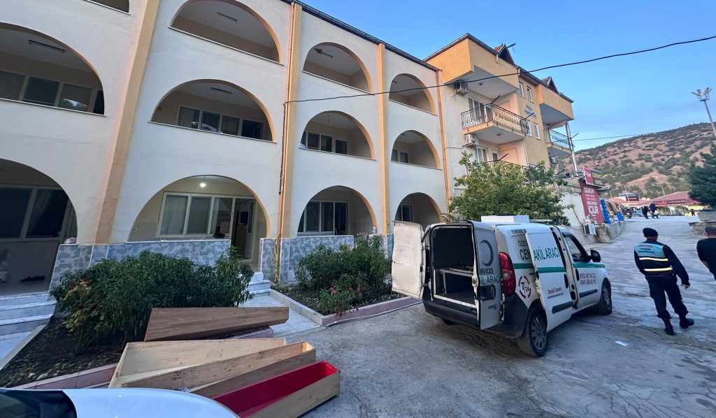 Denizli’de Acı Olay: Yaşlı Çift Banyoda Ölü Bulundu...