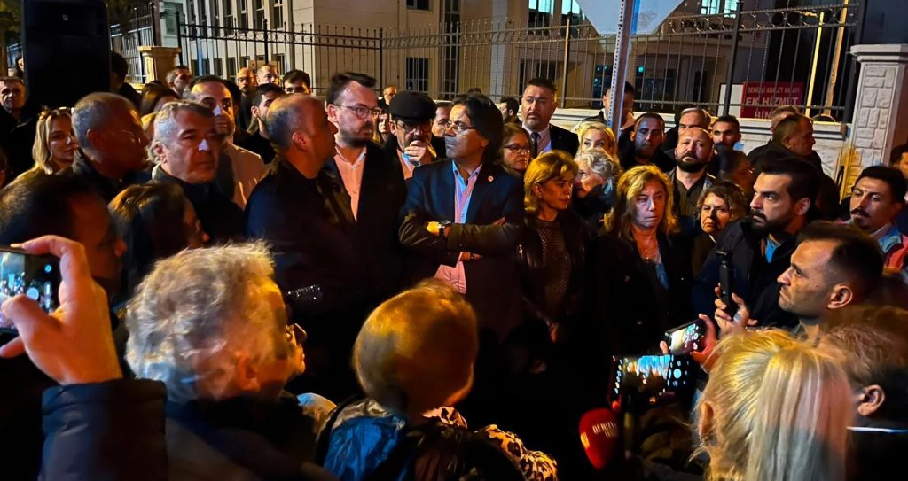 Merkezefendi Belediye Başkanı Doğan ve Eşi Dahil Toplam 5 Kişi Tutuklandı...